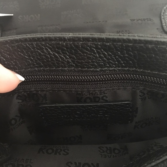 NWT Black Michael Kors Shoulder or Crossbody Bag - Picture 4 of 7
